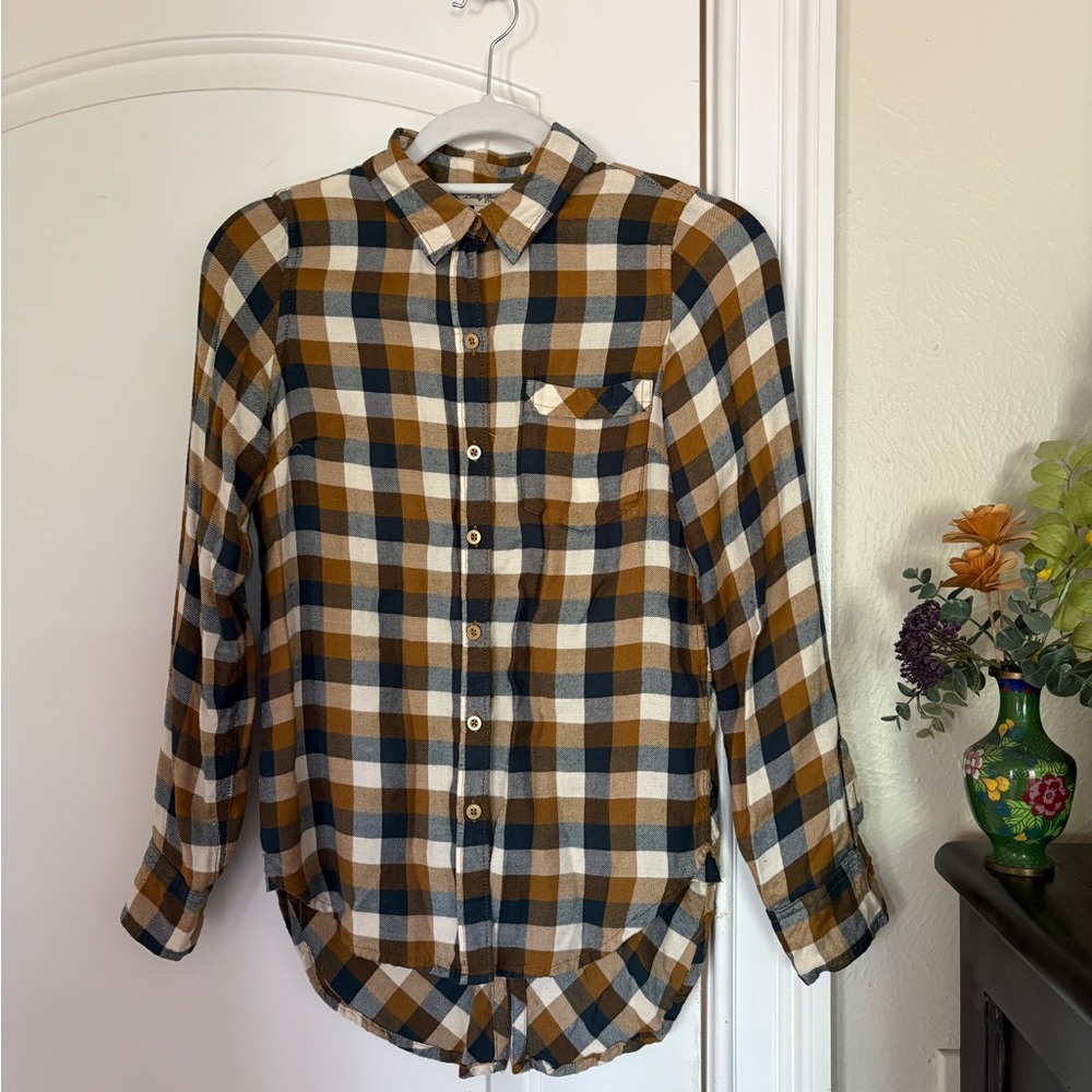 Lucky Brand Casual Plaid Button Down Shirt with Back Button Detail